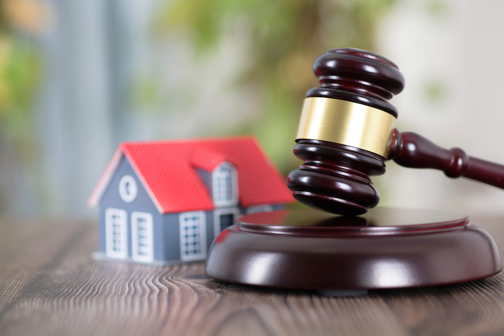 Bye-Bye to the 6%: A Lawsuit May Change How Real Estate Agents Get Paid